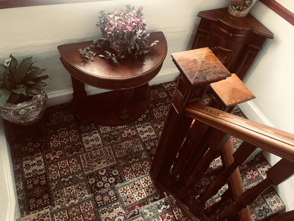 Cavell House — Photos 2